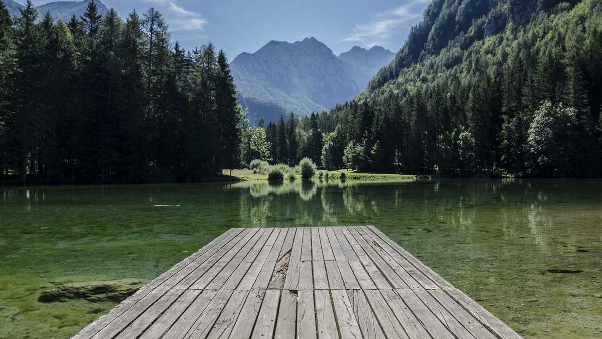 天津工业大学周边的交通便利吗,有好玩的地方吗?